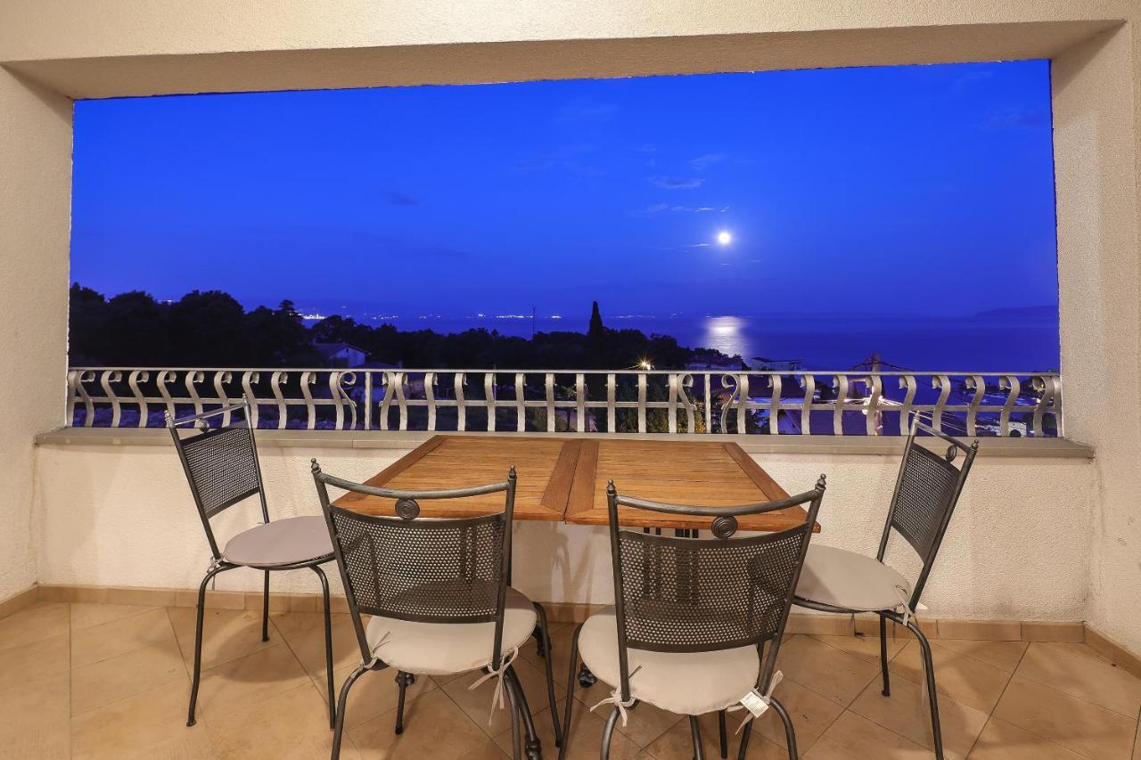 Villa Fani With Jacuzzi Ičići