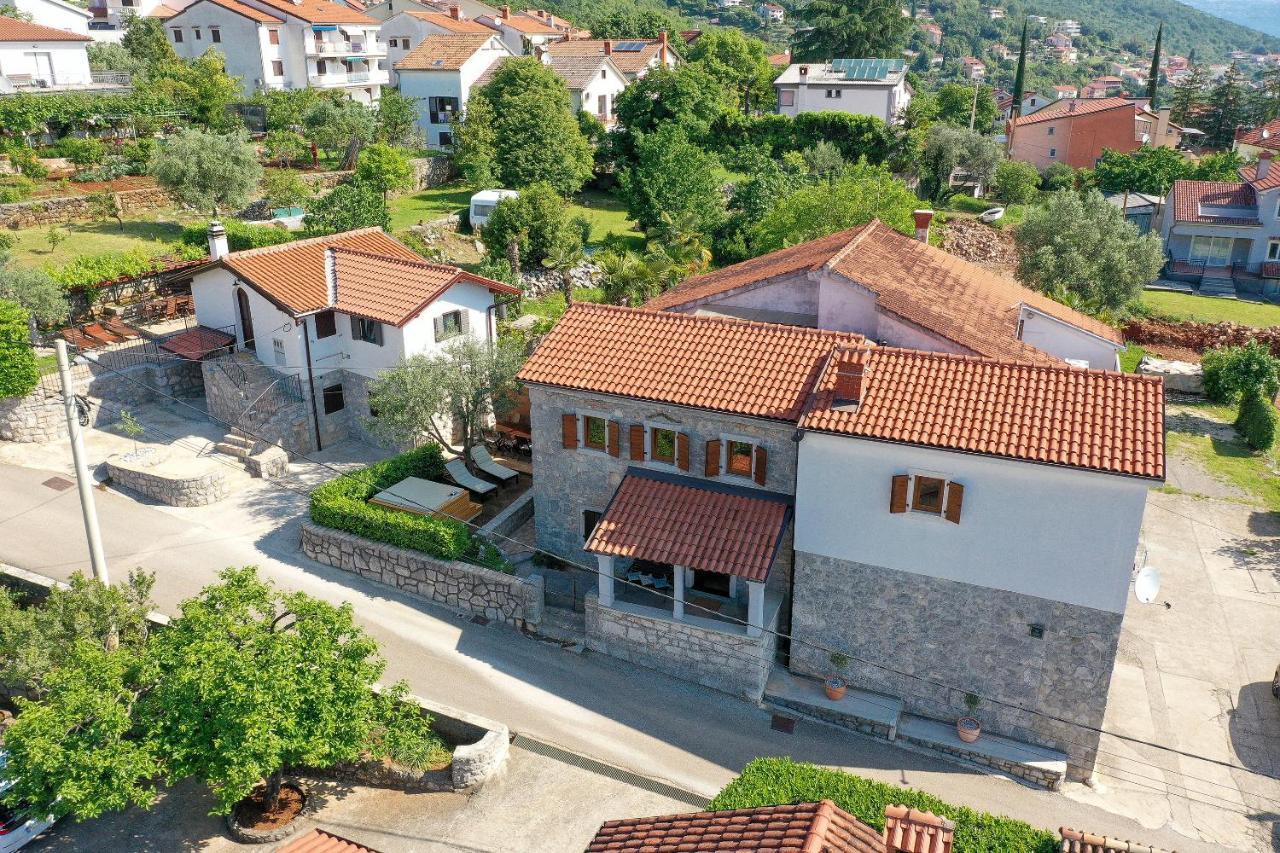 Villa Fani With Jacuzzi Ičići